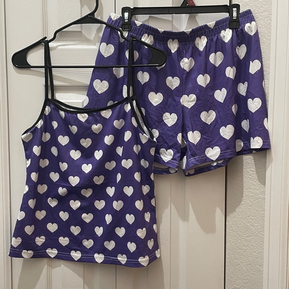 🦋Purple Heart Print Women's Sleepwear Set, NWOT